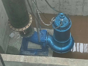 WQ潛水排污泵耦合安裝現(xiàn)場